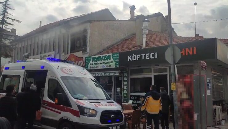 Isparta’da ev yangını itfaiye ekiplerince söndürüldü