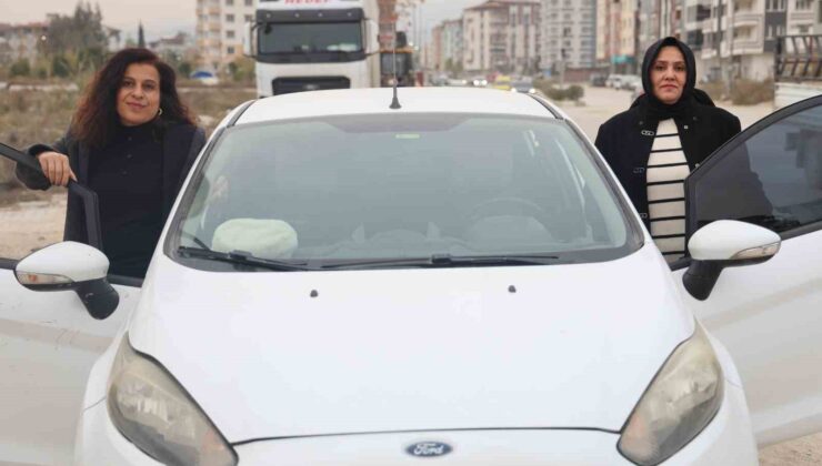 Kadın sürücüler trafik korkularına kadın eğitmenle son veriyor