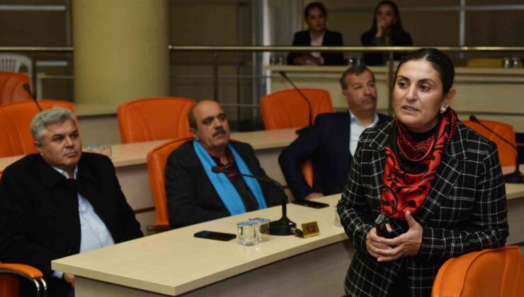 Kepez’in muhtarlarına afet eğitimi verildi