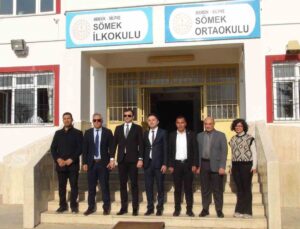 Mersin’de Denetim Serbestlik hükümlüleri, 4 okulu boyayıp ikinci döneme hazırladı
