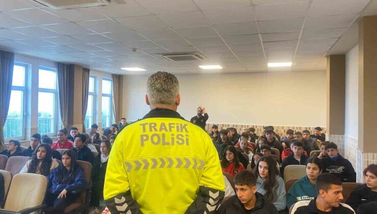 Mersin’de ’Trafik Güvenliği’ eğitimleri sürüyor