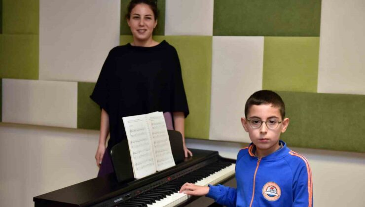 Mimar Sinan Akademi’de en fazla katılım piyona eğitimine oldu