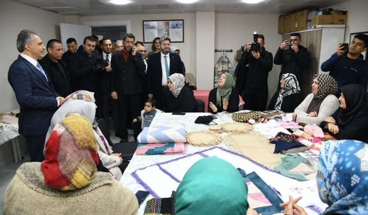 Osmaniye Belediyesi Aile Yaşam Merkezi düzenlenen törenle açıldı