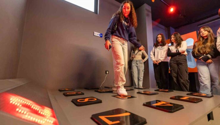 Tarsus’ta ’Aratos Matematik Evi’ hizmete açıldı