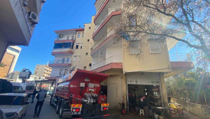 Yangına kahvaltıda yakalandılar, komşuları tarafından çıkartıldılar