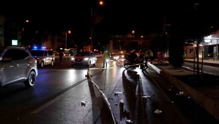 Yolun karşısına geçmek isteyen yayaya önce motosiklet, ardından araç çarptı