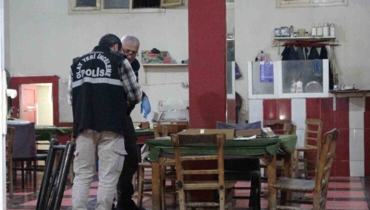 Adana’da 2 arkadaş okey masasından öldürüldü