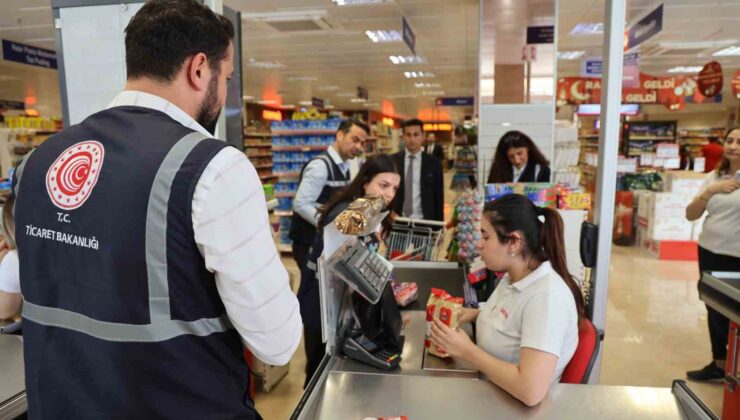Adana’da bayram öncesi marketlerde fahiş fiyat ve etiket denetimi