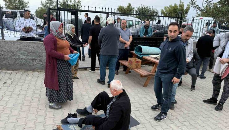 Adana’da dilenciler durumu fırsata çevirdi