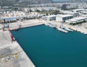 Antalya Serbest Bölgesi ticaret hacmini artırdı