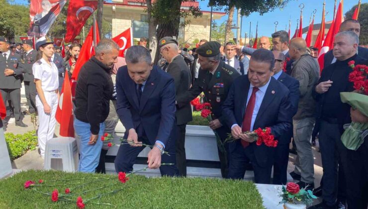 Antalya’da 18 Mart Şehitleri Anma Günü ve Çanakkale Deniz Zaferi’nin 110. Yıl Dönümü