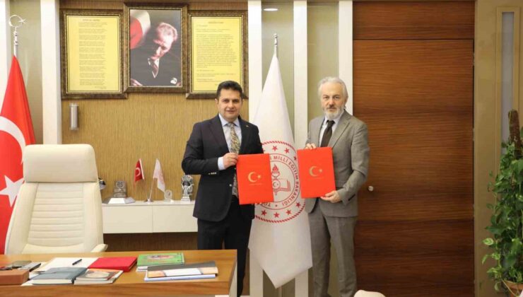 Antalya’da 5 ilçedeki 20 okulda ’Enerji Okuryazarlığı’ eğitimleri başlıyor