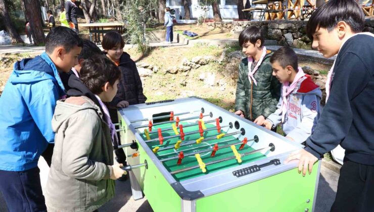 Antalya’da izcilik eğitim programı başladı