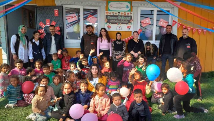 Çocukların okul sevinci: Yeni yapılan sınıflarda eğitim başladı