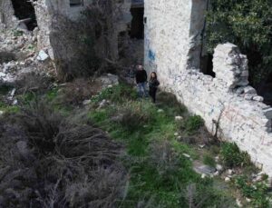 Enkaz üzerinde gelen evlilik teklifi duygulandırdı