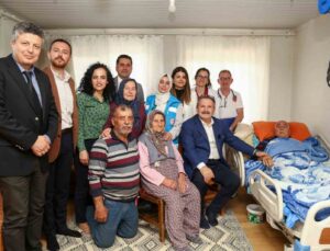İl Sağlık Müdüründen yaşlı çifte anlamlı ziyaret