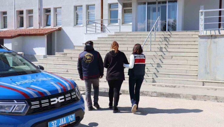 Interpol’ün kırmızı bültenle aradığı şahıs Isparta’da yakalandı