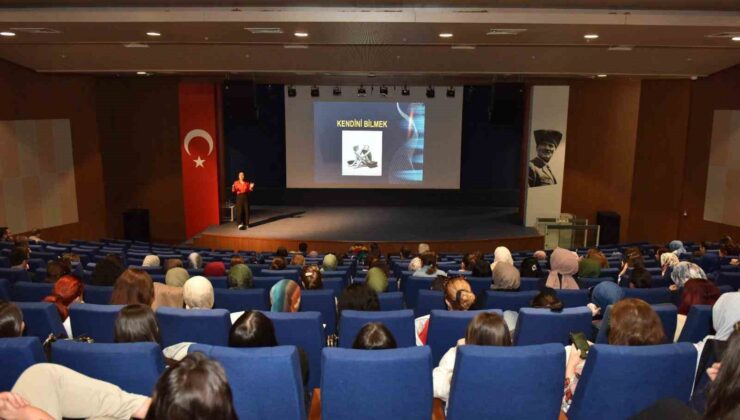 Kepez Belediyesi personeline ‘Etkili İletişim ve Beden Dili Eğitimi’