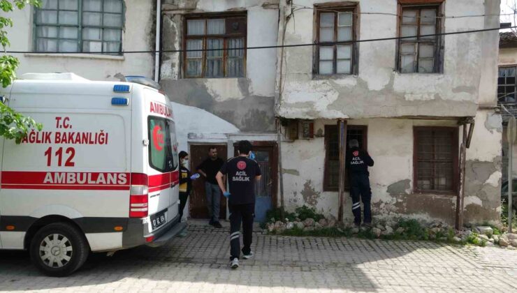Komşusu camdan seslendi, cevap gelmeyince öldüğü ortaya çıktı