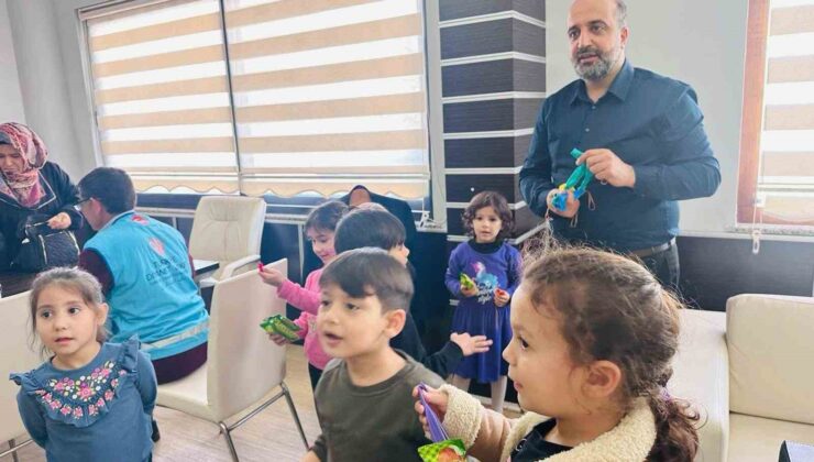 Kur’an Kursu öğrencilerinden Gazze’ye anlamlı destek