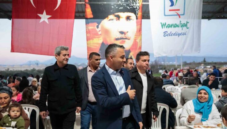 Manavgat Belediyesi’nden Gündoğdu Mahallesi’nde iftar sofrası