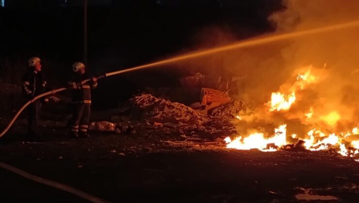 Payas’ta otluk alan yangını