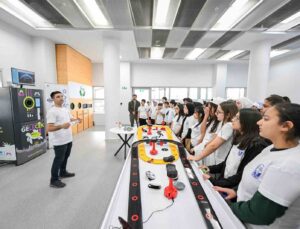 Plastiksiz Mersin sahilleri için ’Çevre ve Sıfır Atık Eğitimleri’ başladı