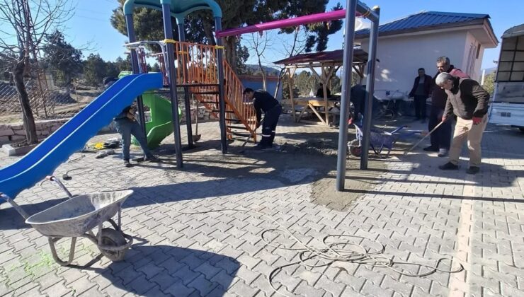 Saimbeyli’de başkan çocuklara verdiği sözü tuttu, parklar kurdu