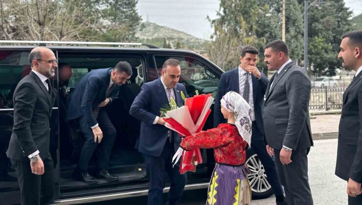 Sanayi ve Teknoloji Bakanı Kacır: “Türkiye, küresel pazarın yüzde 68’ini kontrol ediyor”