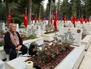 Şehit annesi: “Evladım bayramda dünyaya gelmişti, onsuz bayramı ne yapayım”