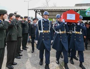 Serik’te terör gazisi törenle defnedildi