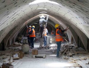 Tarihi Kapalı Çarşı aslına uygun şekilde yeniliyor