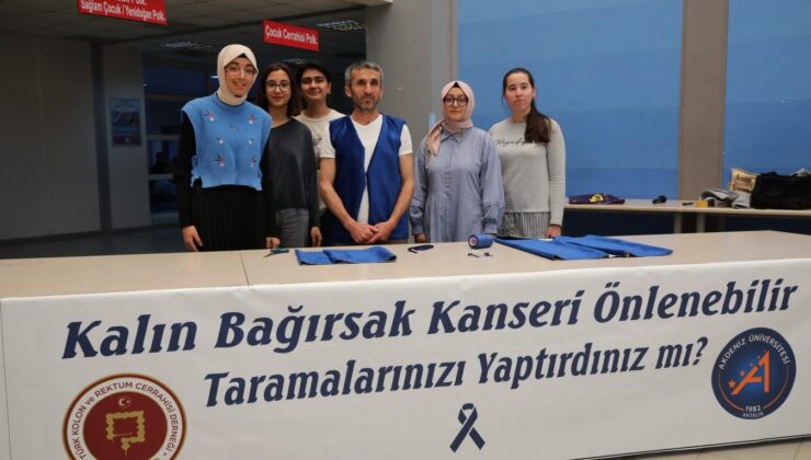 Tıp Fakültesi Öğrencileri, kolon kanserine dikkat çekti