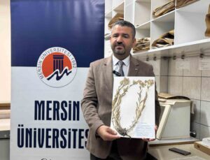 Yeni bitki türü keşfedildi:  Bitkiye hayatını kaybeden öğretim üyesinin adı verildi