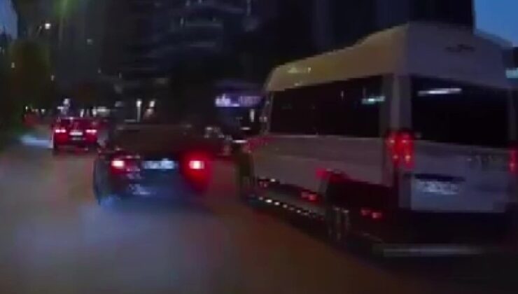 Adana’da makas atan otomobilin zincirleme kazaya neden olduğu anlar kamerada