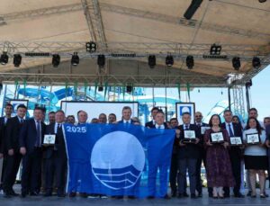Alanya’da sürdürülebilir mavi çalışmaları mavi bayrak ödülleri ile taçlandı