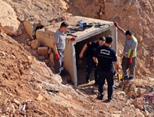 Antalya’da ‘drenaj tünelinde 21 afacan’ alarmı