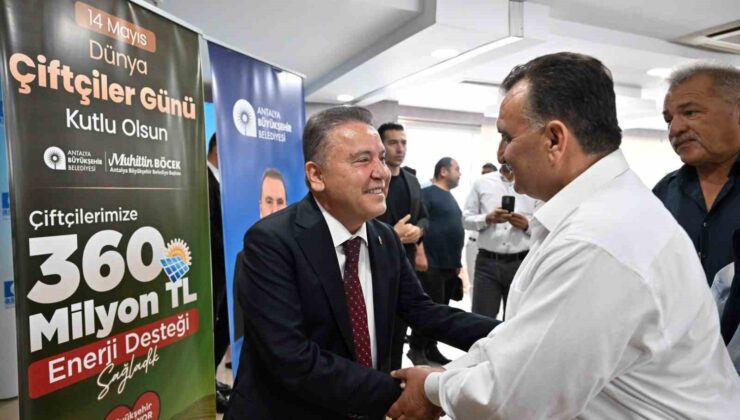 Başkan Böcek, Çiftçiler Günü’nde üreticilerle buluştu