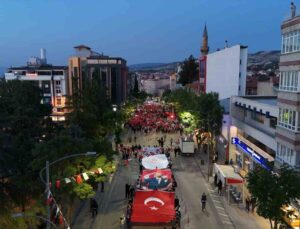 Burdur’da ’Gençlik Haftası’ kortej yürüyüşüyle başladı, konserlerle coşku doruğa çıktı