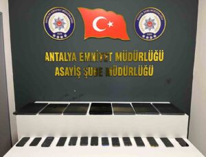Filodan kiraladıkları araçları internet üzerinden satarak dolandırıcılık yapan 10 şüpheli yakalandı