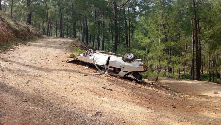Gazipaşa’da şarampole uçan otomobilin sürücüsü yaralandı