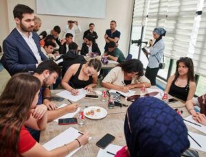 Geleceğin girişimcileri “Girişimci Kütüphanesi”nde buluştu