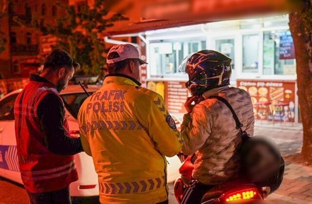 Isparta’da asayiş ve trafik uygulaması: 24 sürücüye ceza