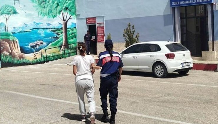 Isparta’da ’nitelikli yağma’ suçundan 8 yıl hapis cezası bulunan şahıs yakalandı