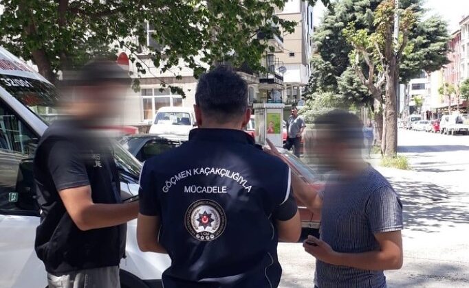 Isparta’da vize ihlali yaptığı belirlenen 1 yabancı şahsa idari işlem uygulandı