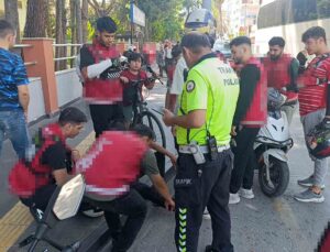 Kaza yapan kurye için arkadaşları seferber oldu