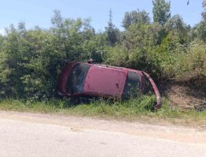 Kazanın ardından otomobilini bırakıp giden sürücüye plakadan ulaşıldı