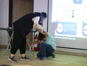 Kepez’in 68 mahallesinde “Afet Farkındalık” seferberliği başladı