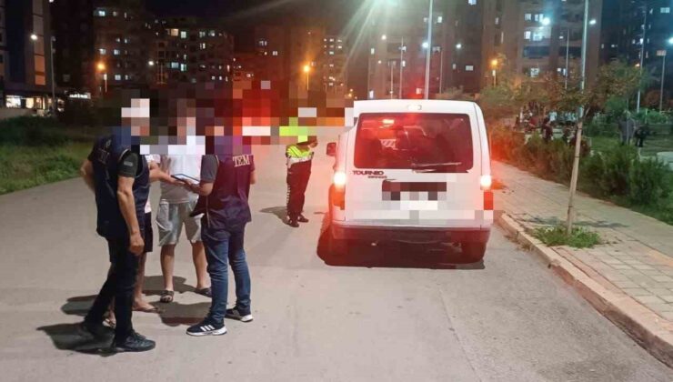 Kozan’da hapis cezasıyla aranan 5 hükümlü yakalandı