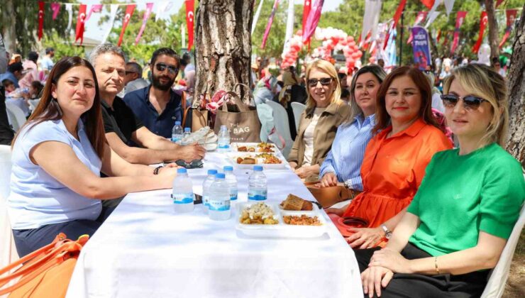 Manavgat Belediyesi’nden Anneler Günü’ne özel renkli etkinlik